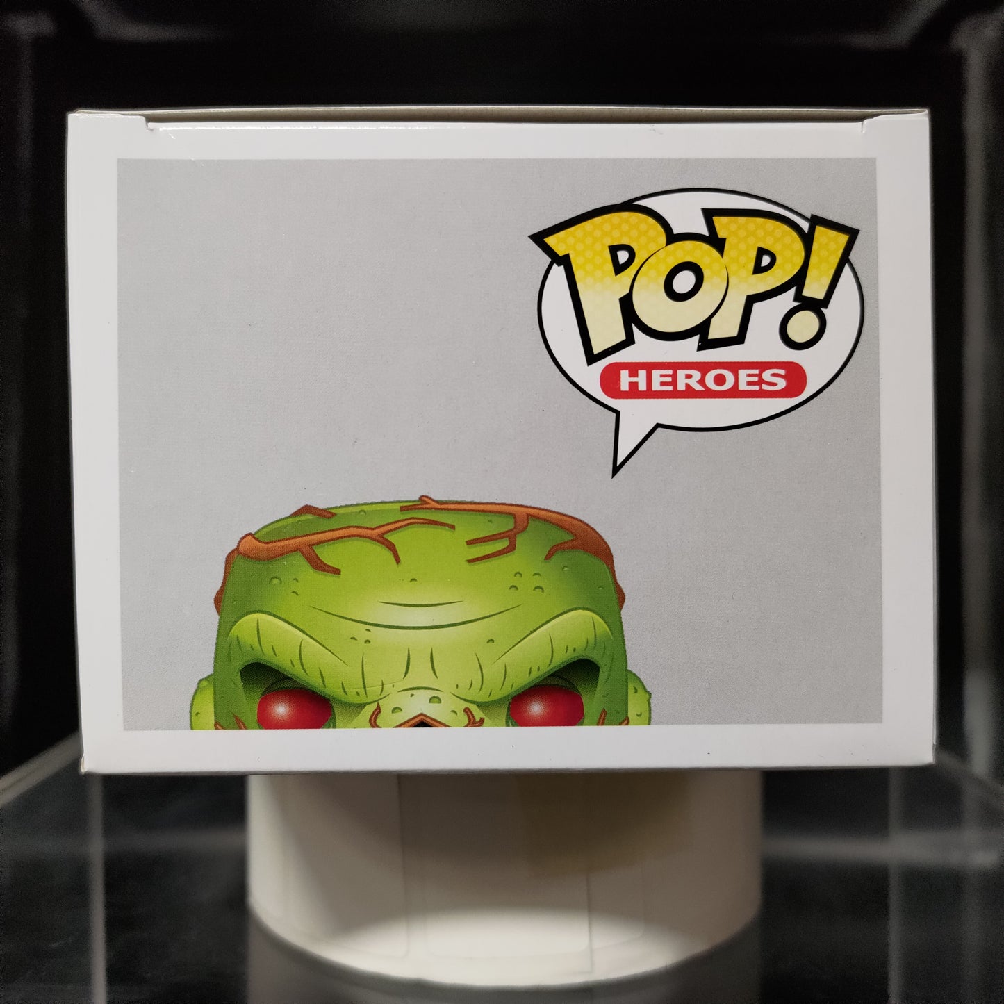 FUNKO POP! Vinyl Heroes RARE #82 Swamp Thing (Flocked) [Previews (Stickerless)] [VAULTED]