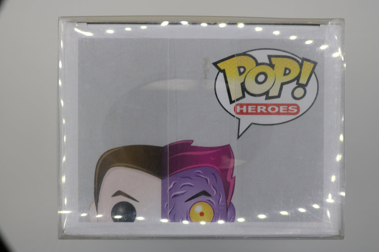 FUNKO POP! Vinyl Heroes RARE DC Universe #13 Two-Face [VAULTED]