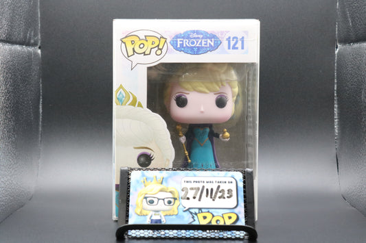 FUNKO POP! Vinyl RARE Disney #121 Coronation Elsa With Orb & Scepter [Hot Topic (Stickerless)] [VAULTED]