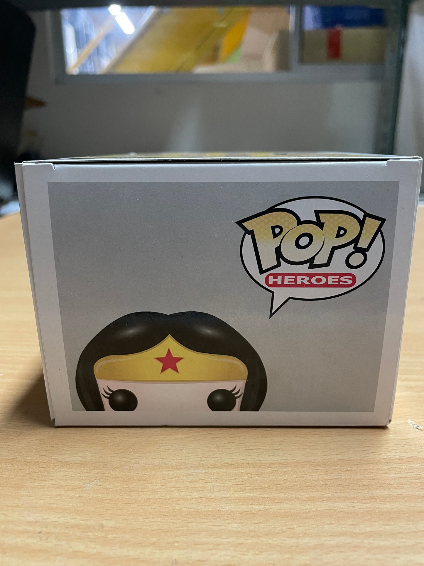 FUNKO POP! Vinyl Heroes RARE DC Super Heroes #08 Wonder Woman ("DC Super Heroes" Box) [VAULTED]