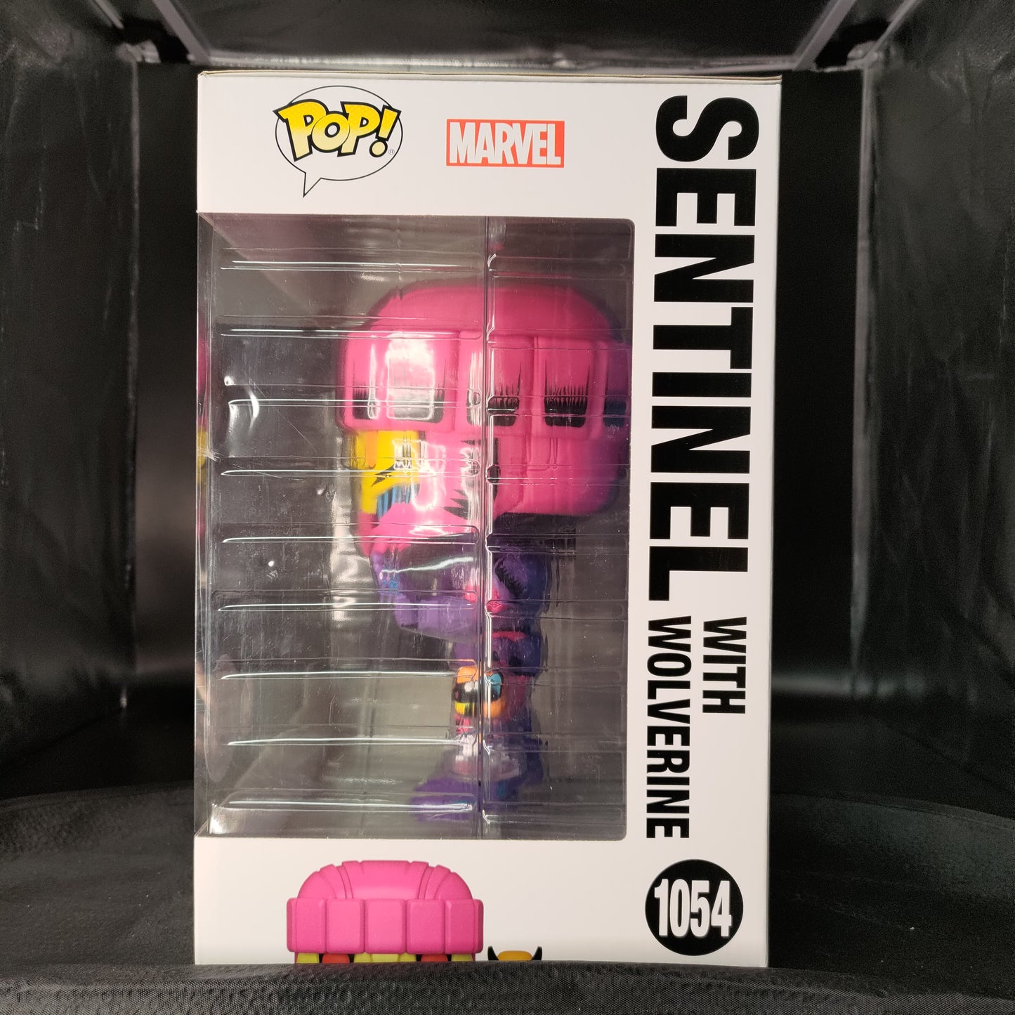 FUNKO POP! Bobble-Head Marvel RARE X-Men #1054 Sentinel with Wolverine (10in Jumbo) (Blacklight) [Funko Special Edition | Chase] [VAULTED]