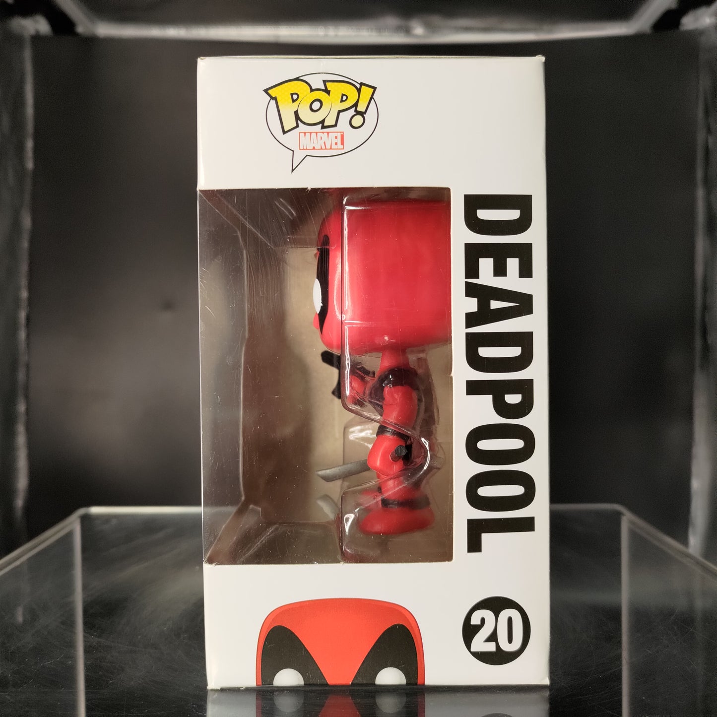 FUNKO POP! Vinyl Marvel RARE Marvel Universe #20 Deadpool (Red) [VAULTED]