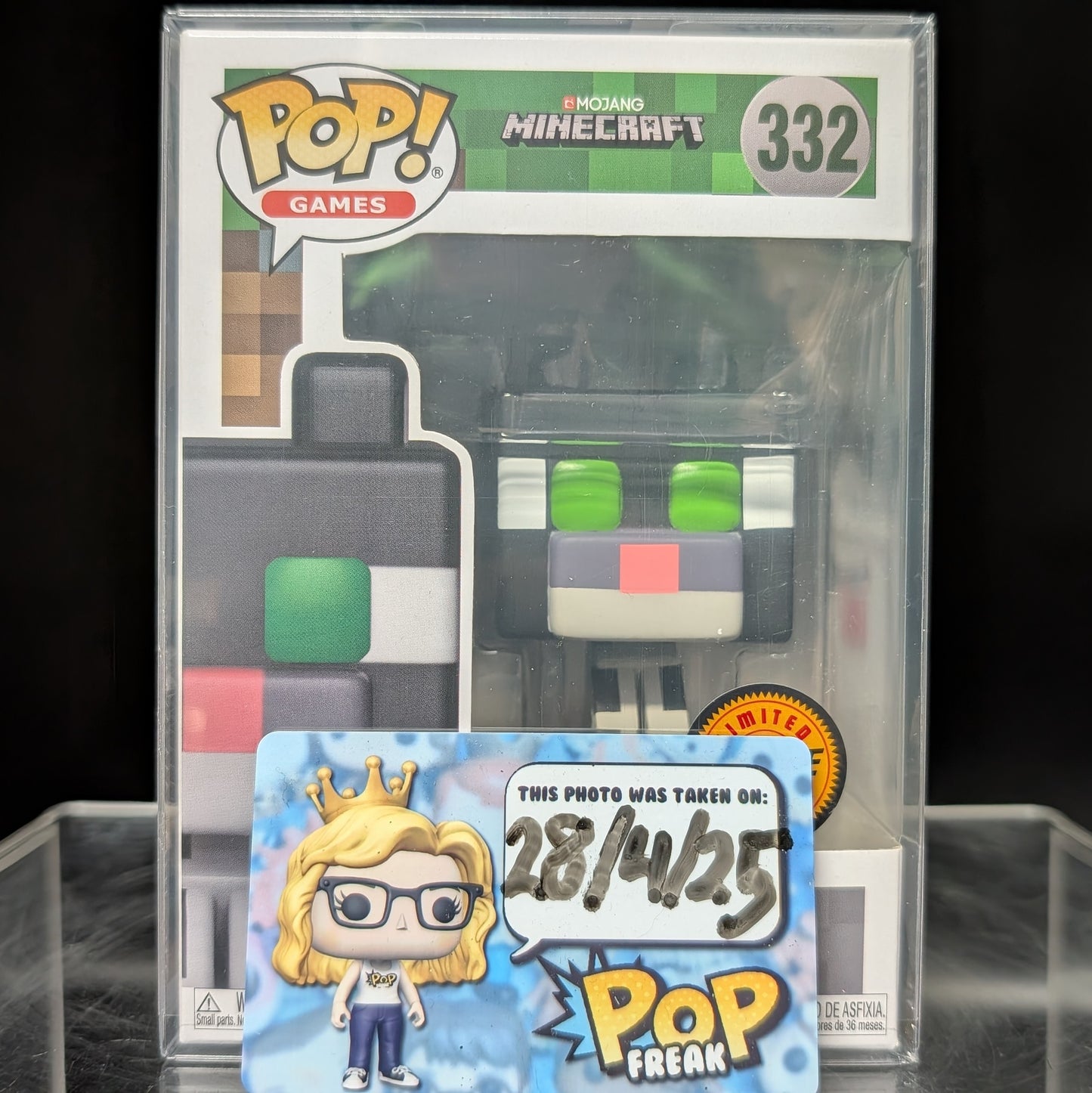 FUNKO POP! Vinyl Games RARE Minecraft #332 Tuxedo Cat [Chase] [VAULTED]