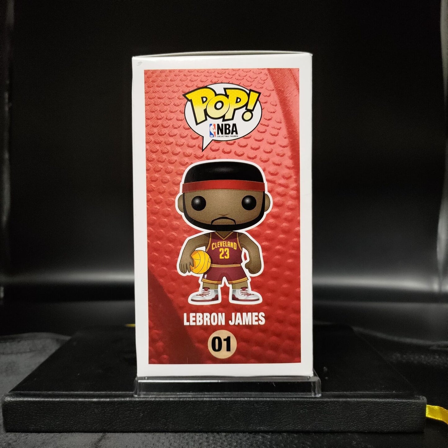 FUNKO POP! Vinyl RARE NBA #01 LeBron James (Cavaliers) [Error Box] [VAULTED] Basketball