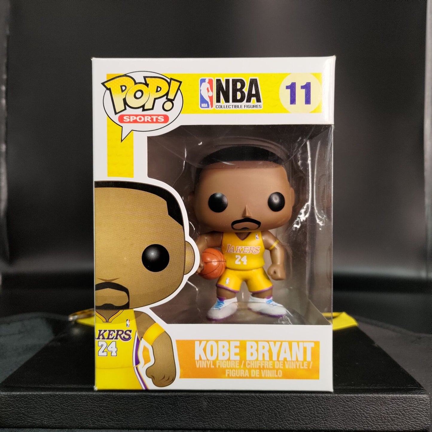 FUNKO POP! Vinyl Sports RARE NBA 11 Kobe Bryant (#24 Gold w/ Armband) [VAULTED]