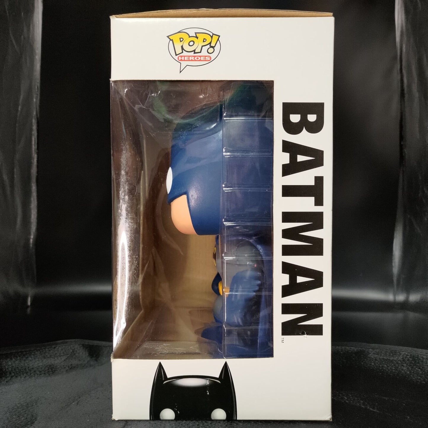 FUNKO POP! Vinyl Heroes RARE DC Universe Batman (Blue) (9in Giant) [Chase] [VAULTED]